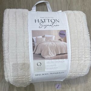 Hatton Signature 3 Piece Comforter Set